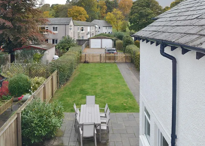 The Birches كيسويك