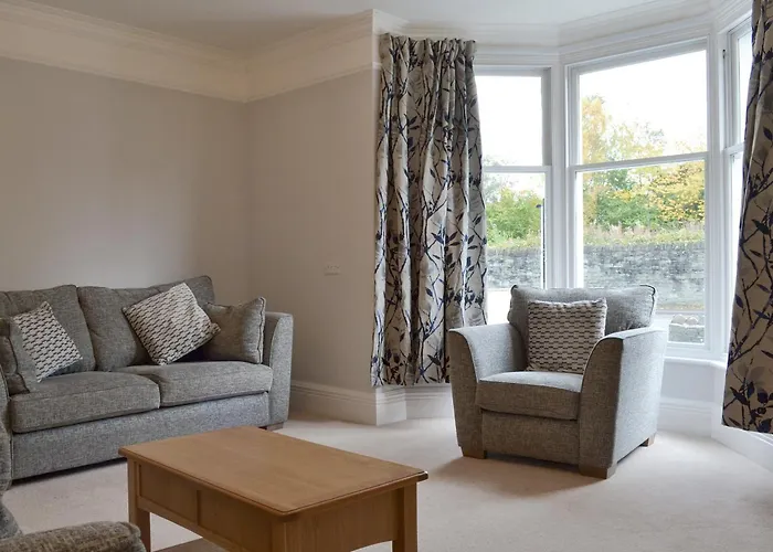 The Birches كيسويك